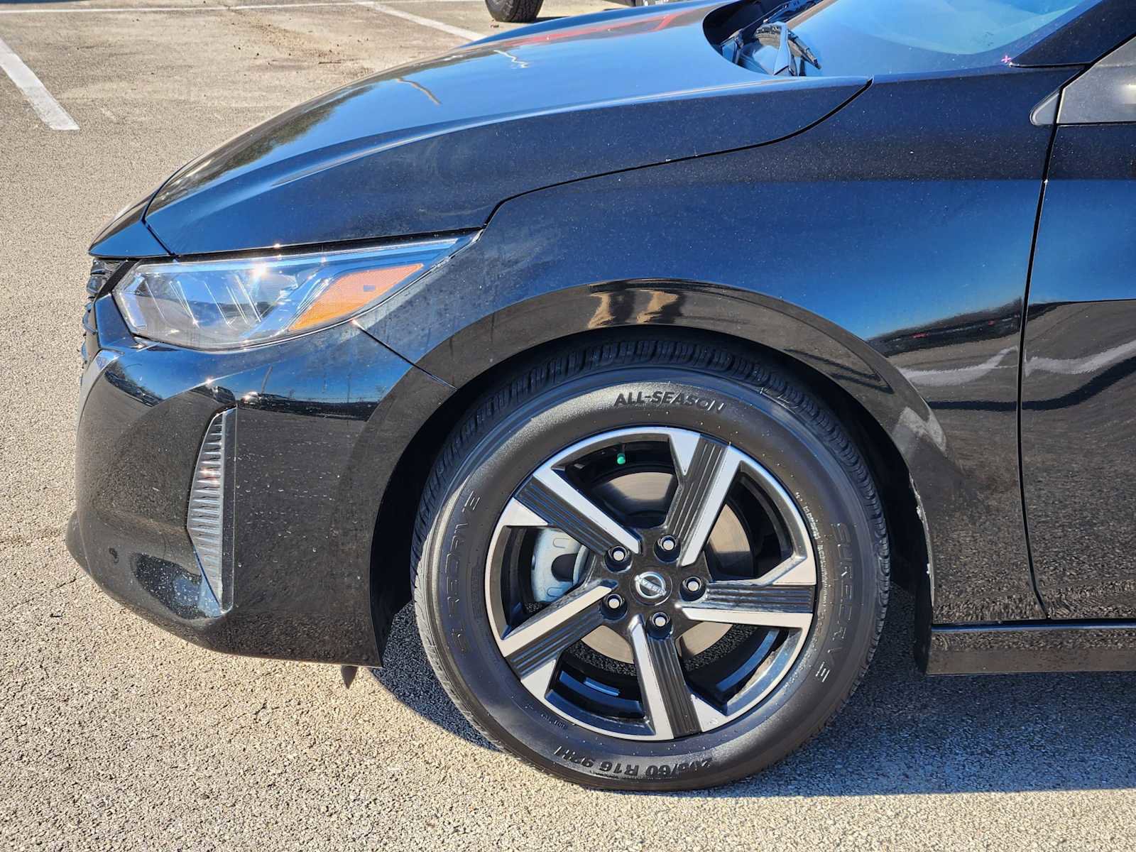 Used 2024 Nissan Sentra SV image 8