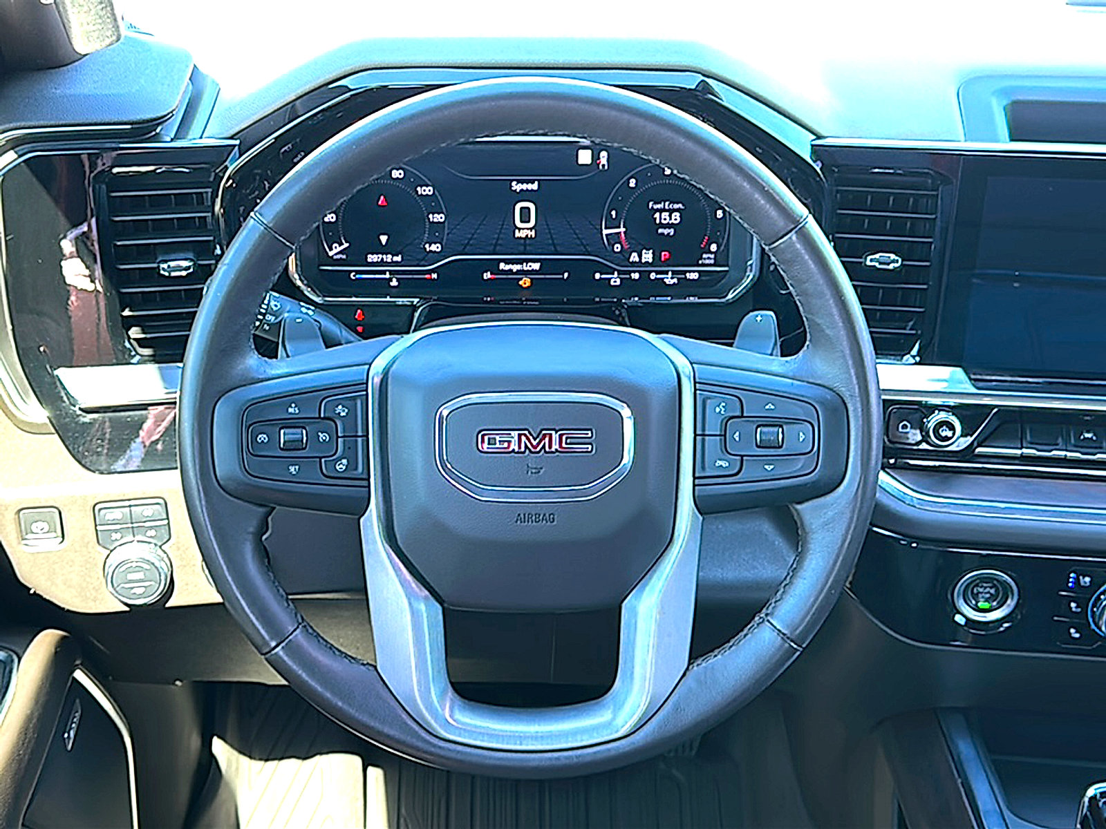 Used 2023 GMC Sierra 1500 SLT AWD/4WD image 21