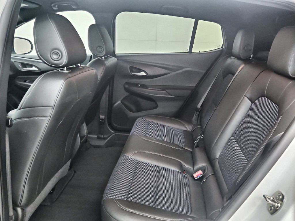 Used 2026 Buick Envista Preferred FWD image 32