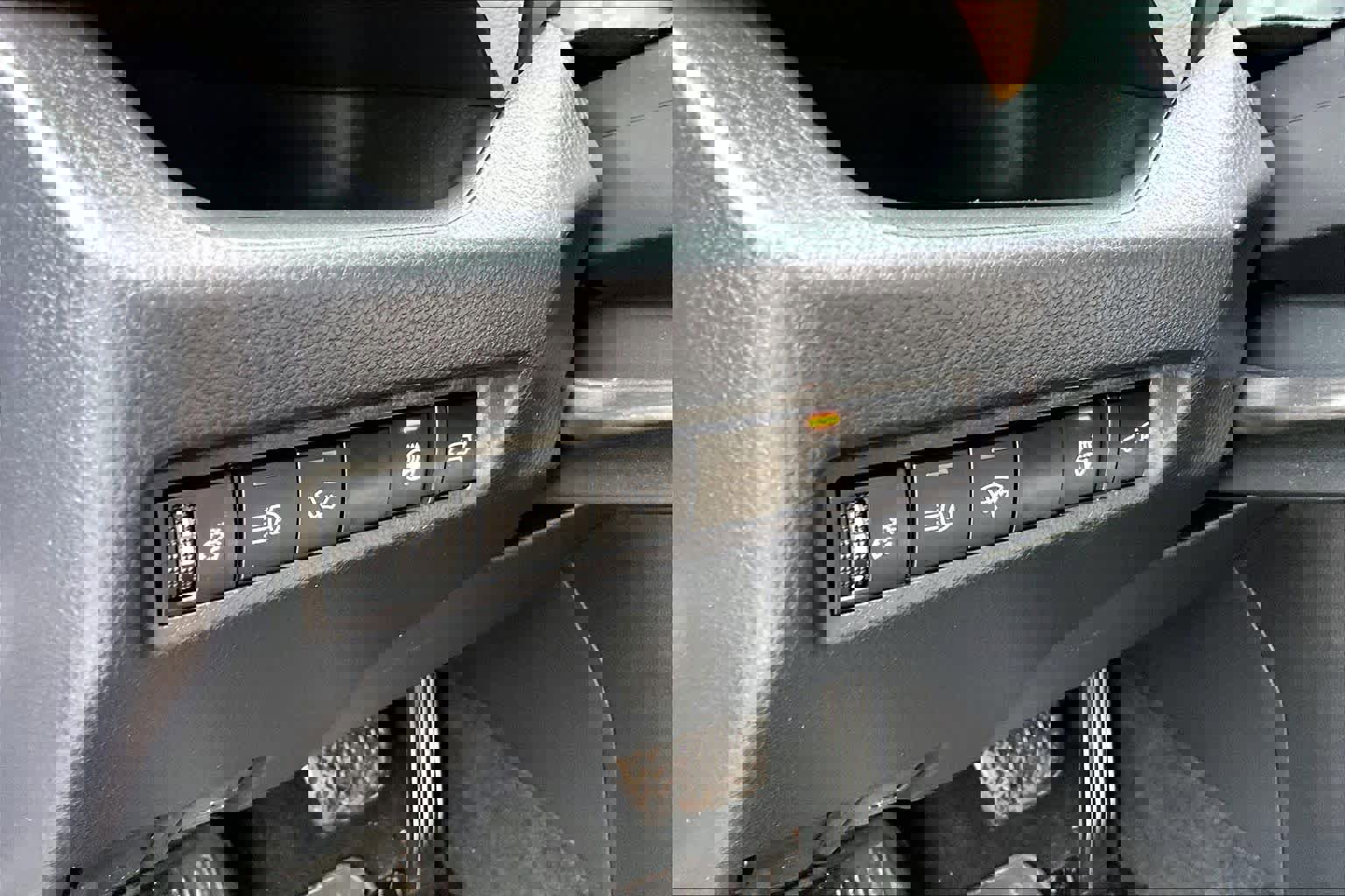 Certified 2021 Toyota RAV4 XLE Premium image 33