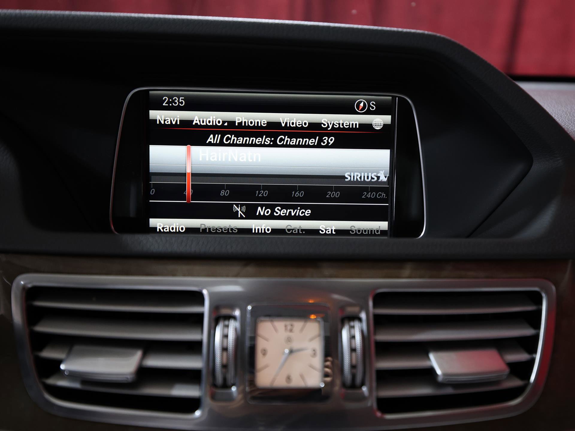 Used 2014 Mercedes-Benz E 350 w/ Premium 1 Package image 18