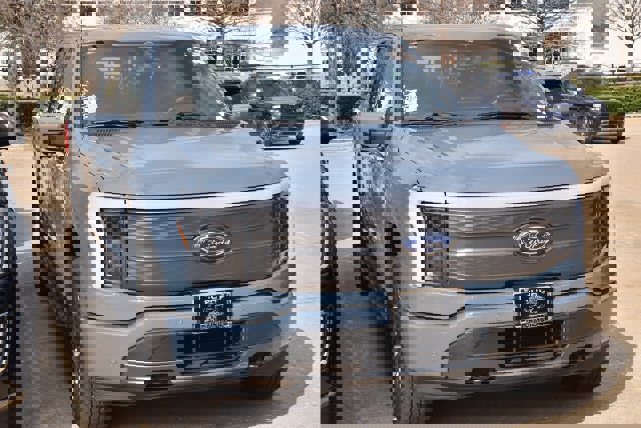 Certified 2023 Ford F150 Lightning Lariat image 4