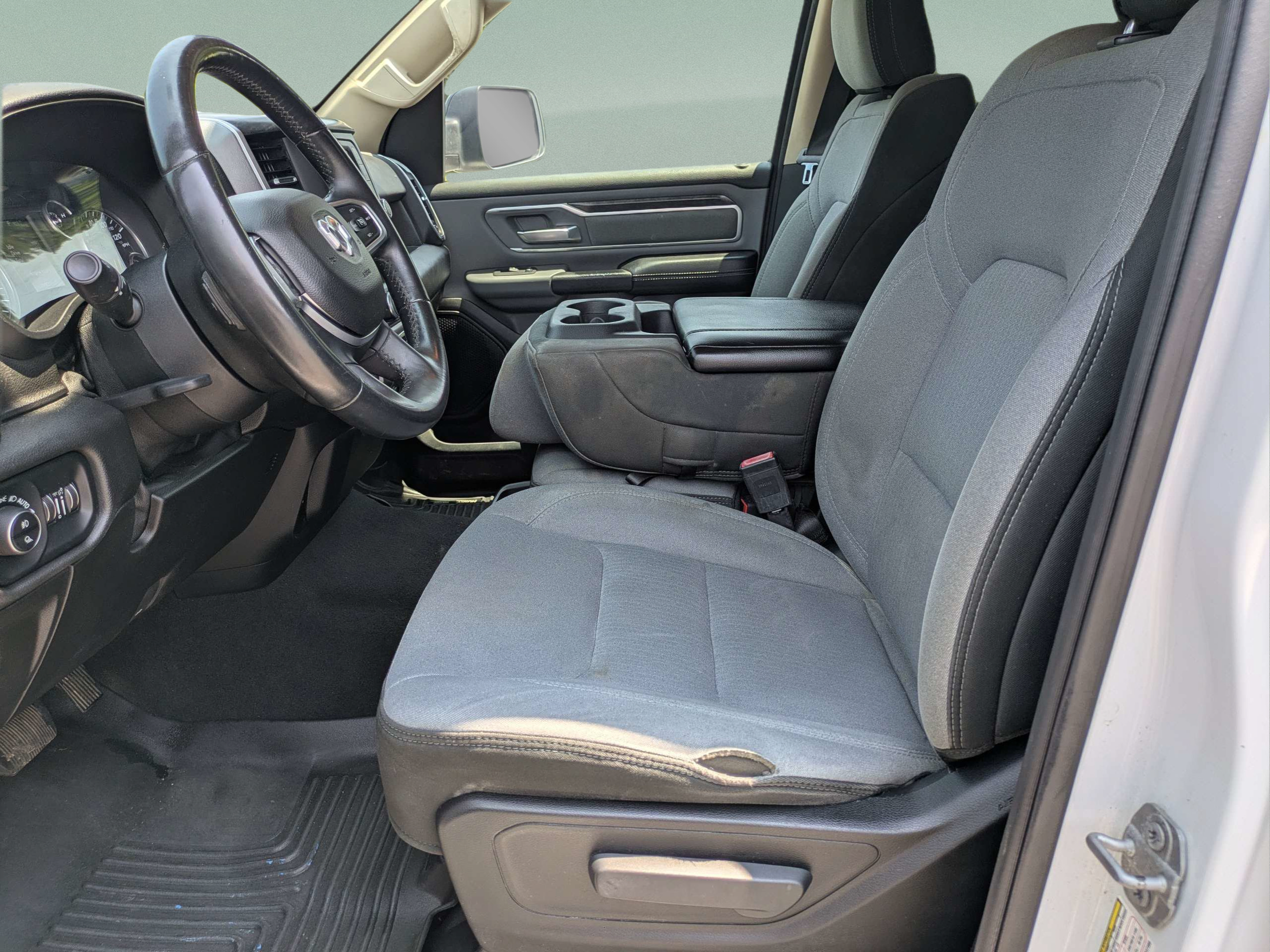 Used 2019 RAM 1500 Big Horn RWD image 18