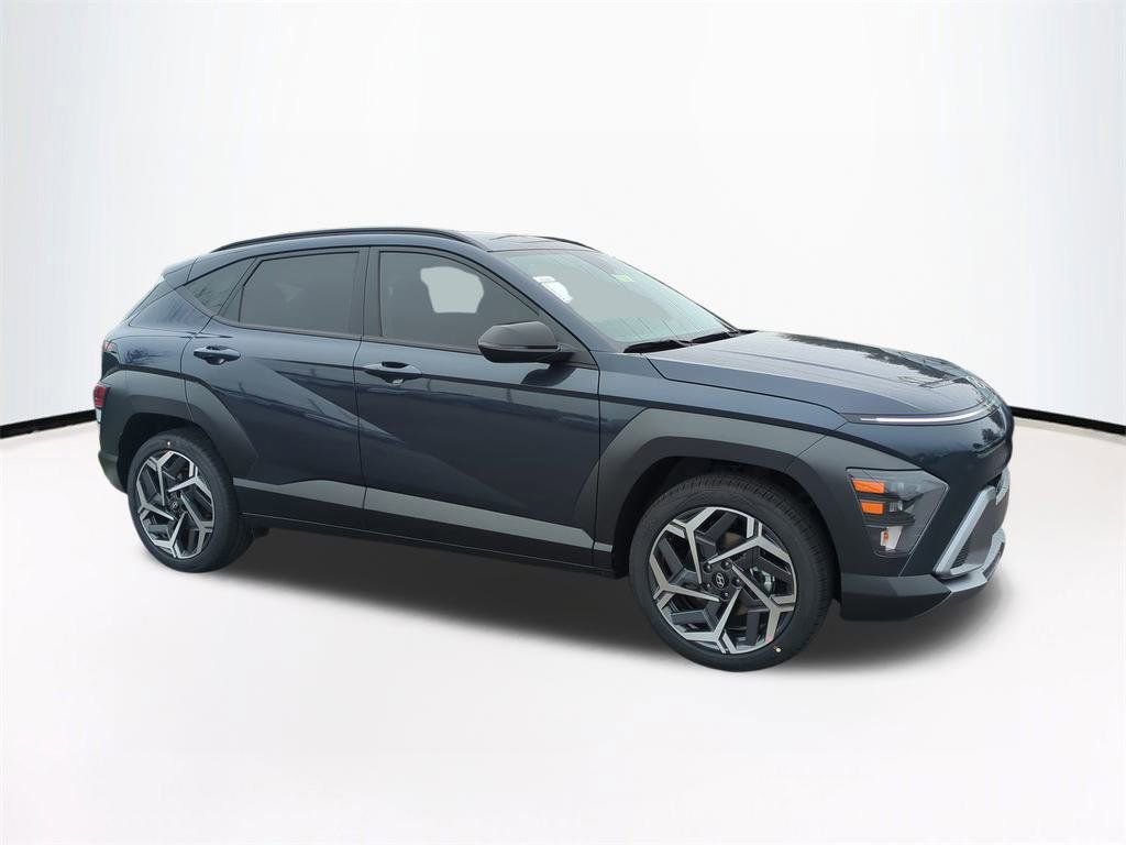 New 2026 Hyundai Kona SEL Premium image 2