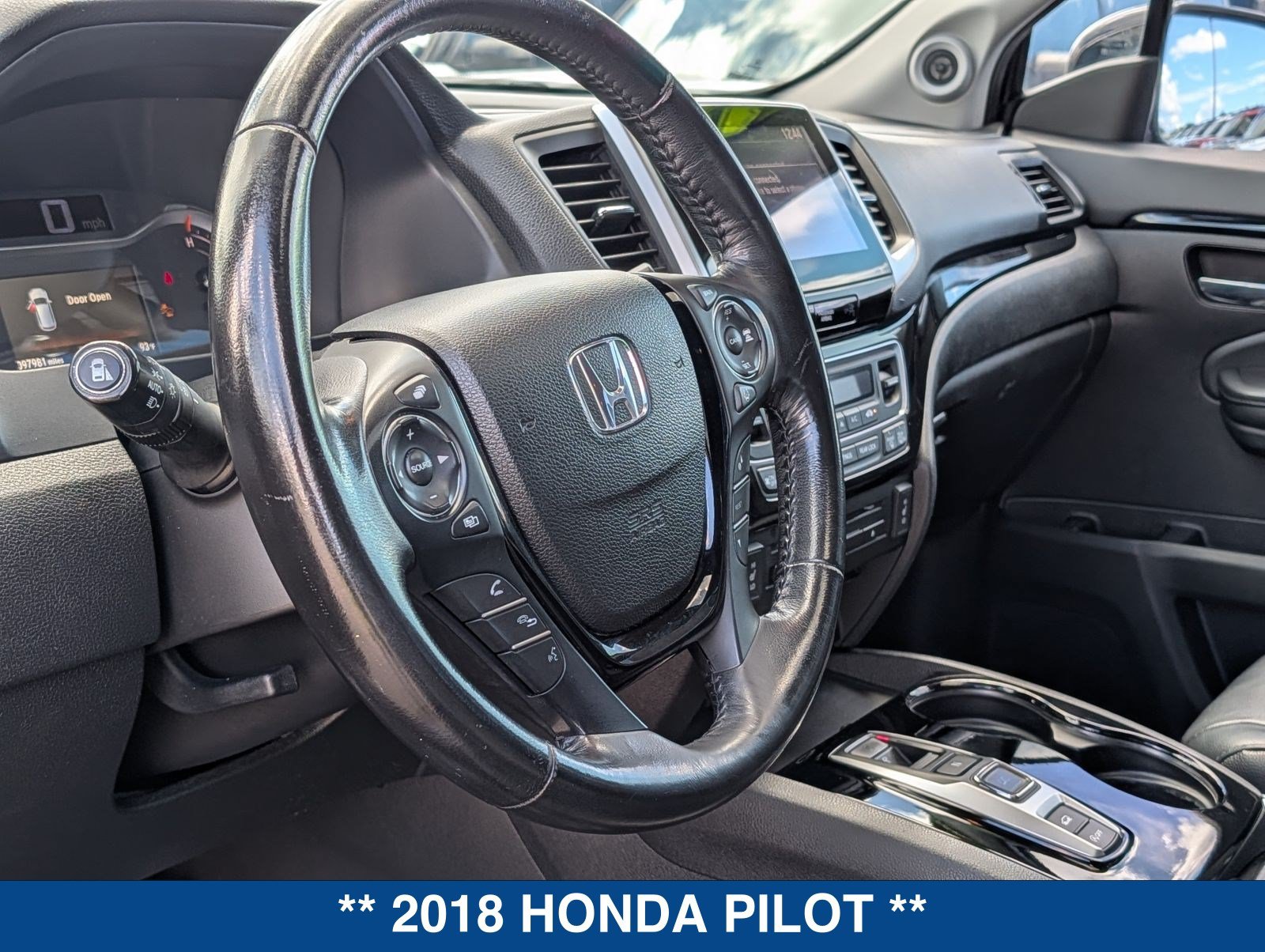 Used 2018 Honda Pilot Touring image 24