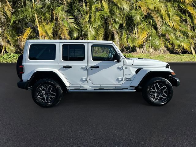 Used 2024 Jeep Wrangler Sahara w/ Dual Top Group AWD/4WD image 4