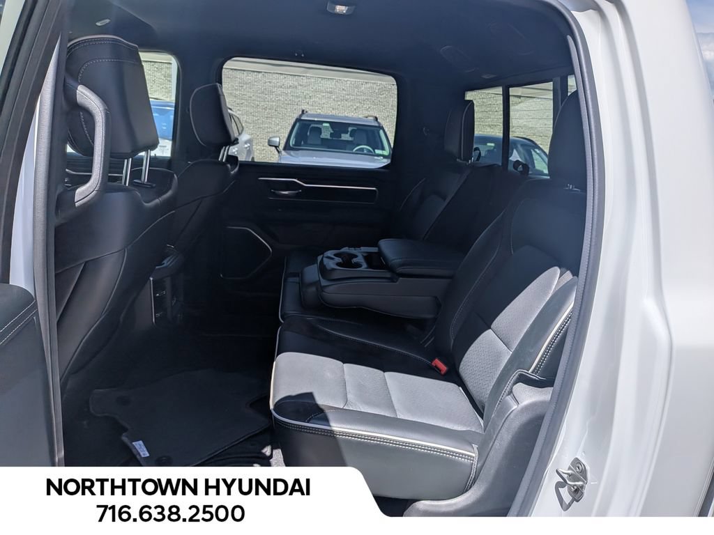 Used 2026 RAM 1500 Laramie AWD/4WD image 31