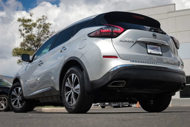 Used 2019 Nissan Murano S FWD image 2