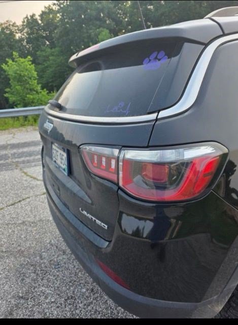 Used 2019 Jeep Compass Limited AWD/4WD image 20