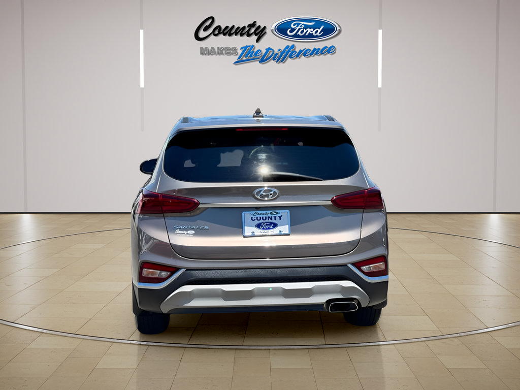 Used 2020 Hyundai Santa Fe SEL FWD image 4