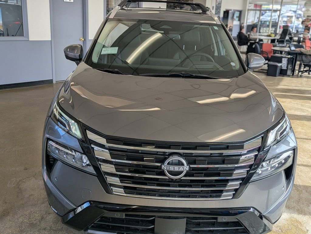 New 2026 Nissan Rogue Platinum image 11