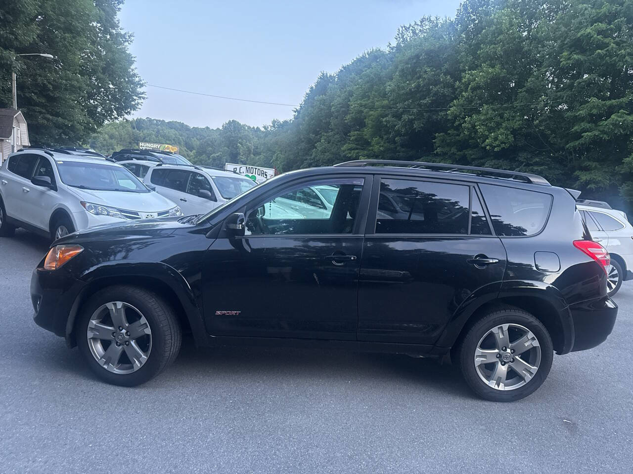 Used 2011 Toyota RAV4 Sport w/ Sport Appearance Pkg AWD/4WD image 1