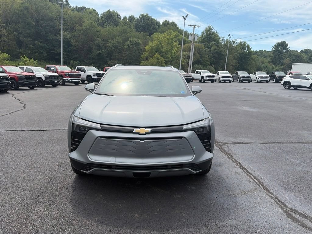 Used 2024 Chevrolet Blazer EV LT AWD/4WD image 3
