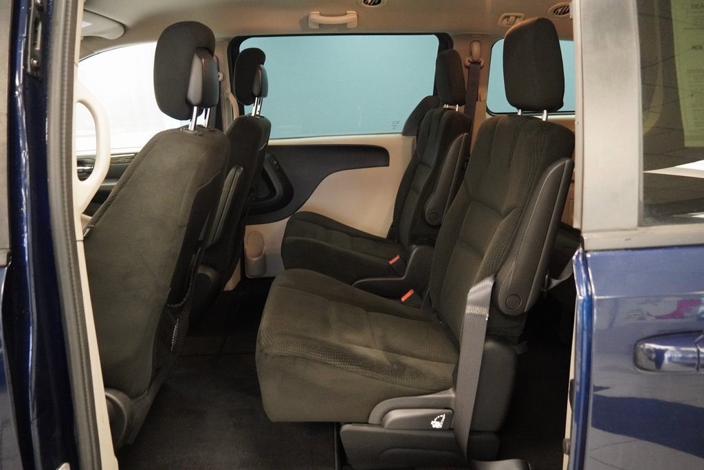 Used 2016 Dodge Grand Caravan SE w/ Quick Order Package 29E SE image 21