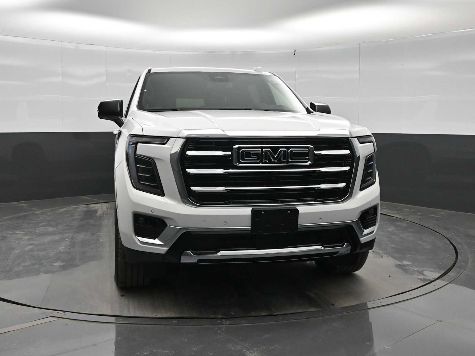 New 2026 GMC Yukon XL Elevation w/ LPO, Elevation Black Package AWD/4WD image 2