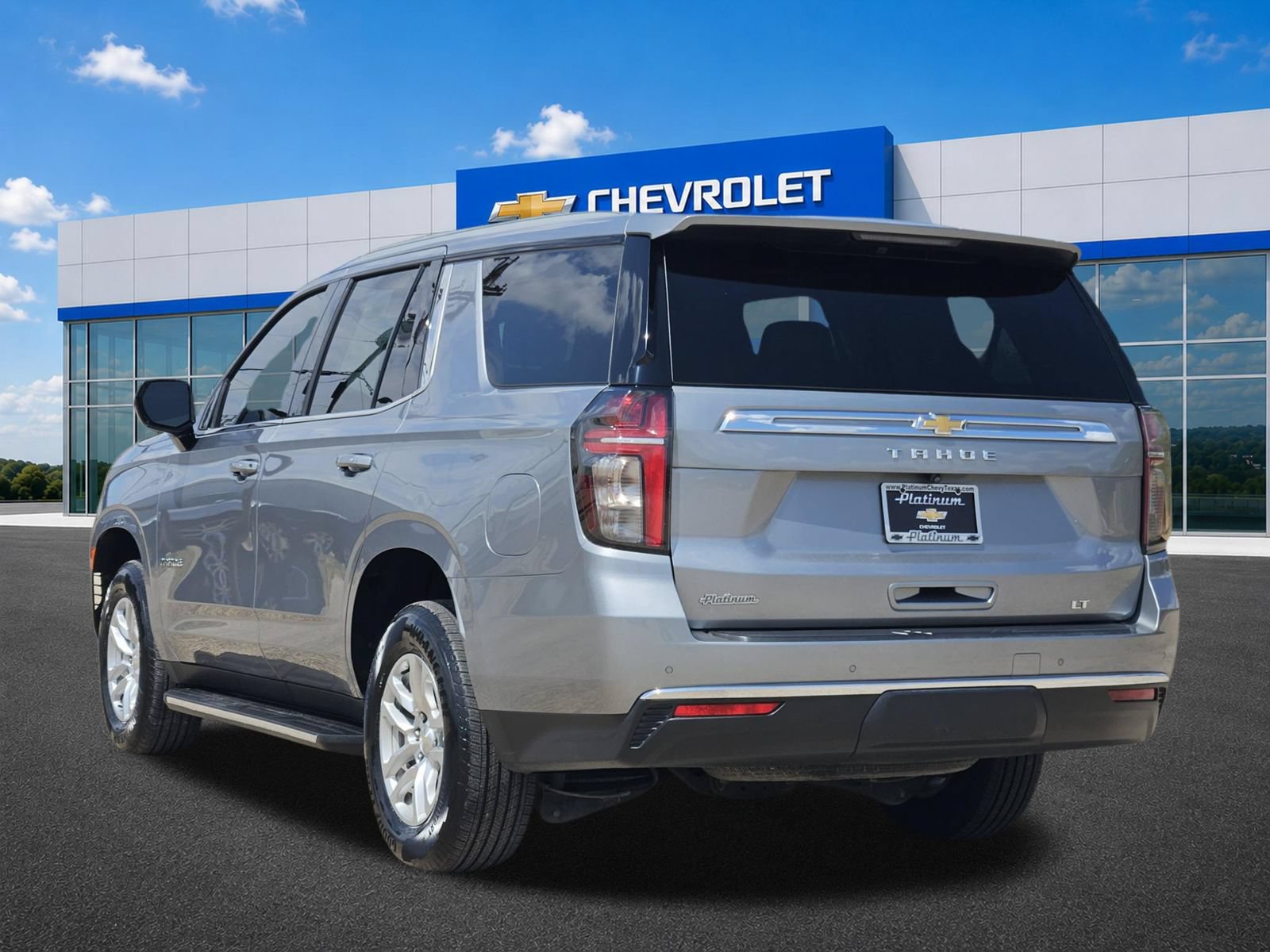 Used 2023 Chevrolet Tahoe LT AWD/4WD image 4