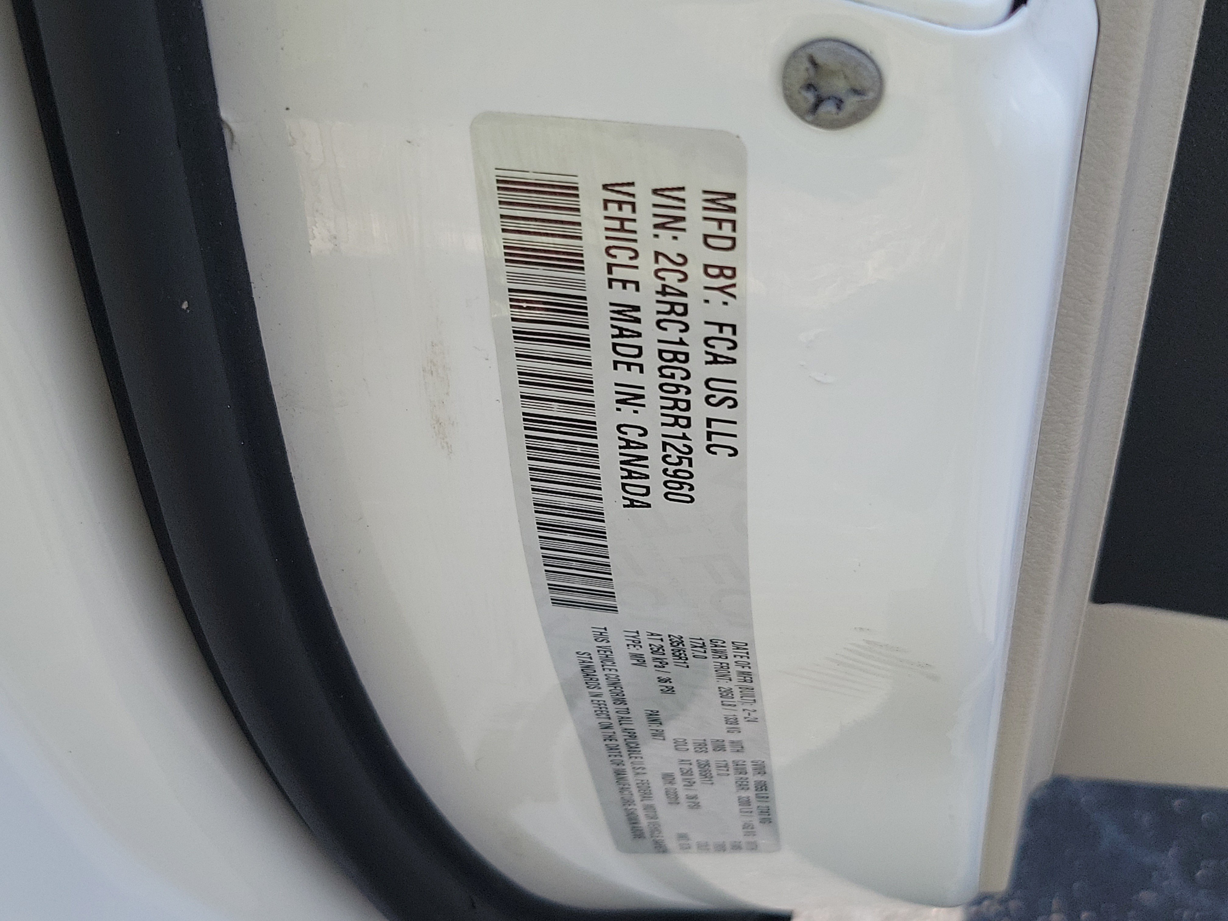 Used 2024 Chrysler Pacifica Touring-L FWD image 30