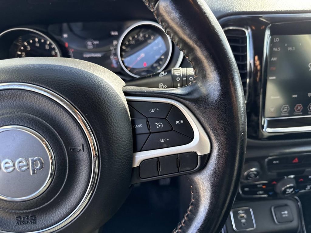 Used 2020 Jeep Compass Limited image 30