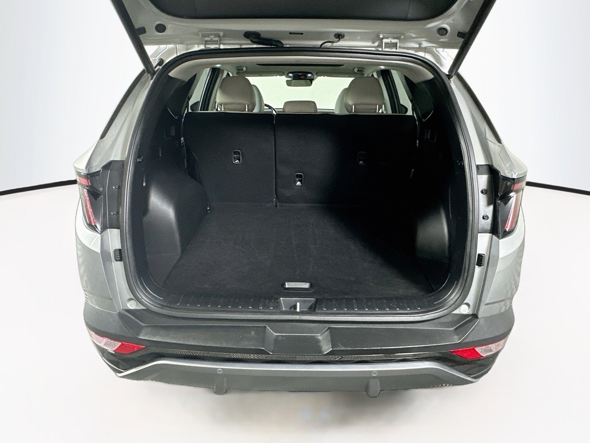 Used 2024 Hyundai Tucson Limited FWD image 30