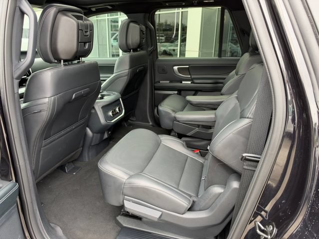 Used 2026 Ford Expedition Max Platinum w/ Stealth Performance Package AWD/4WD image 21