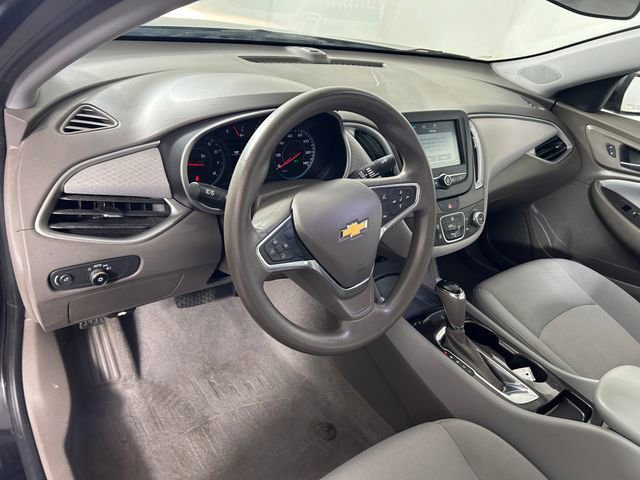 Used 2018 Chevrolet Malibu LS image 11