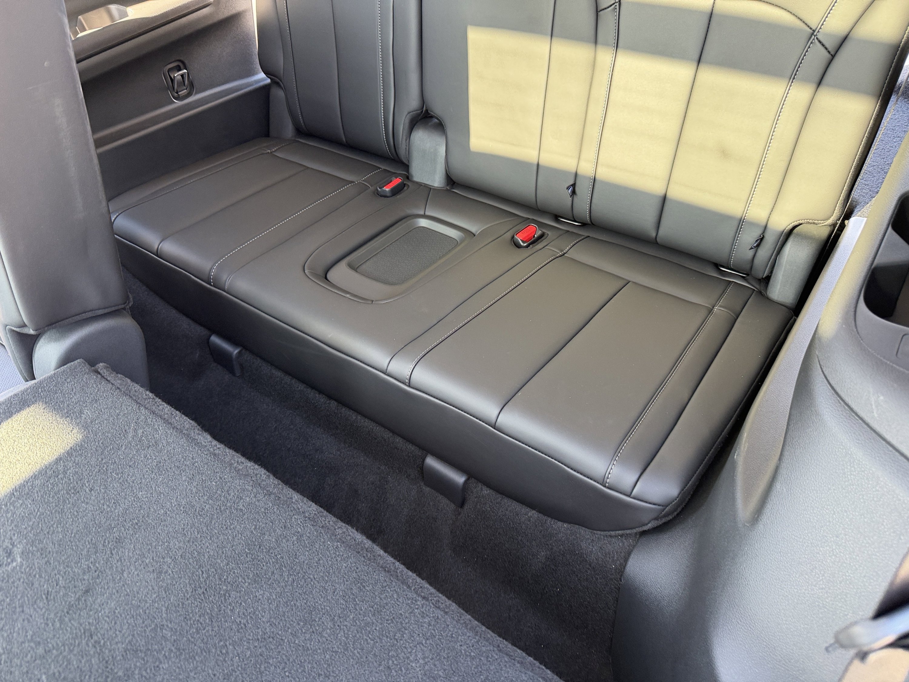 Used 2025 INFINITI QX60 Luxe FWD image 37