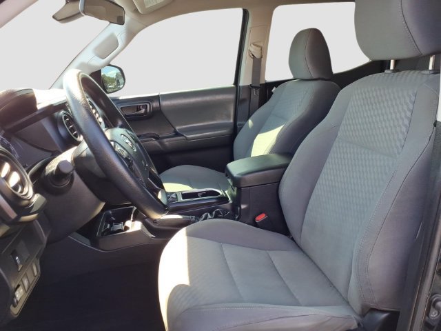 Certified 2023 Toyota Tacoma SR AWD/4WD image 5