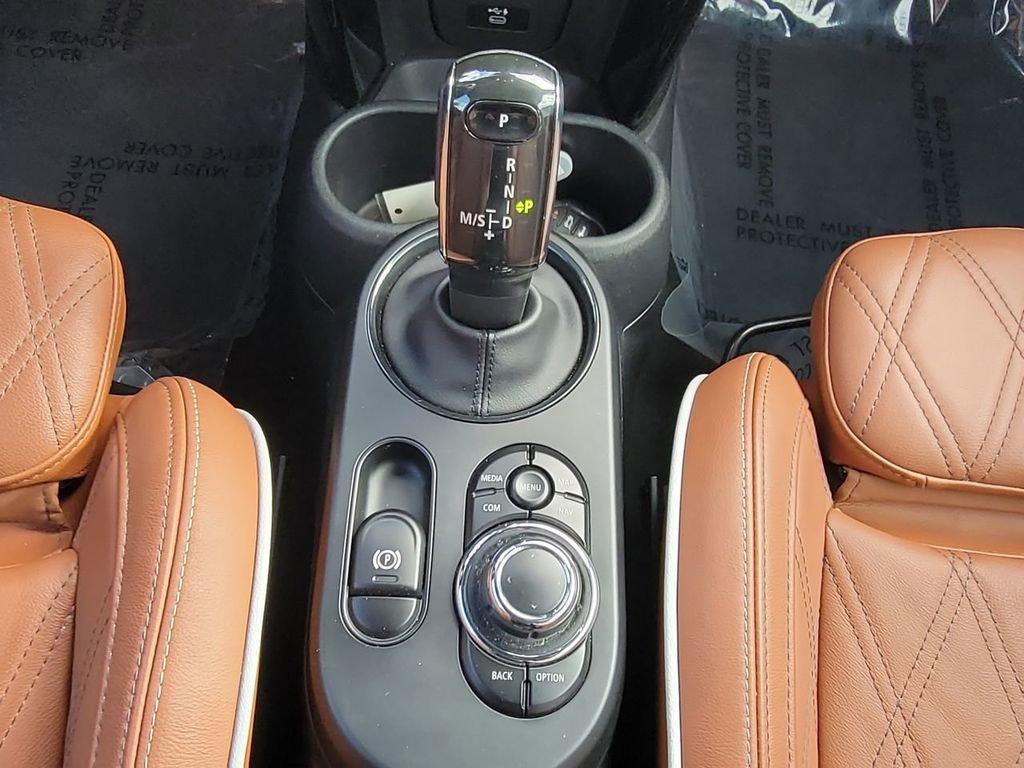 Used 2022 MINI Cooper John Cooper Works w/ Driver Assistance Package image 17