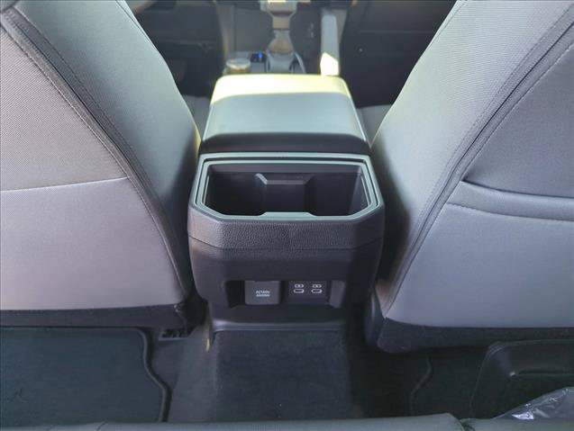 Certified 2025 Toyota Tacoma TRD Off-Road AWD/4WD image 24