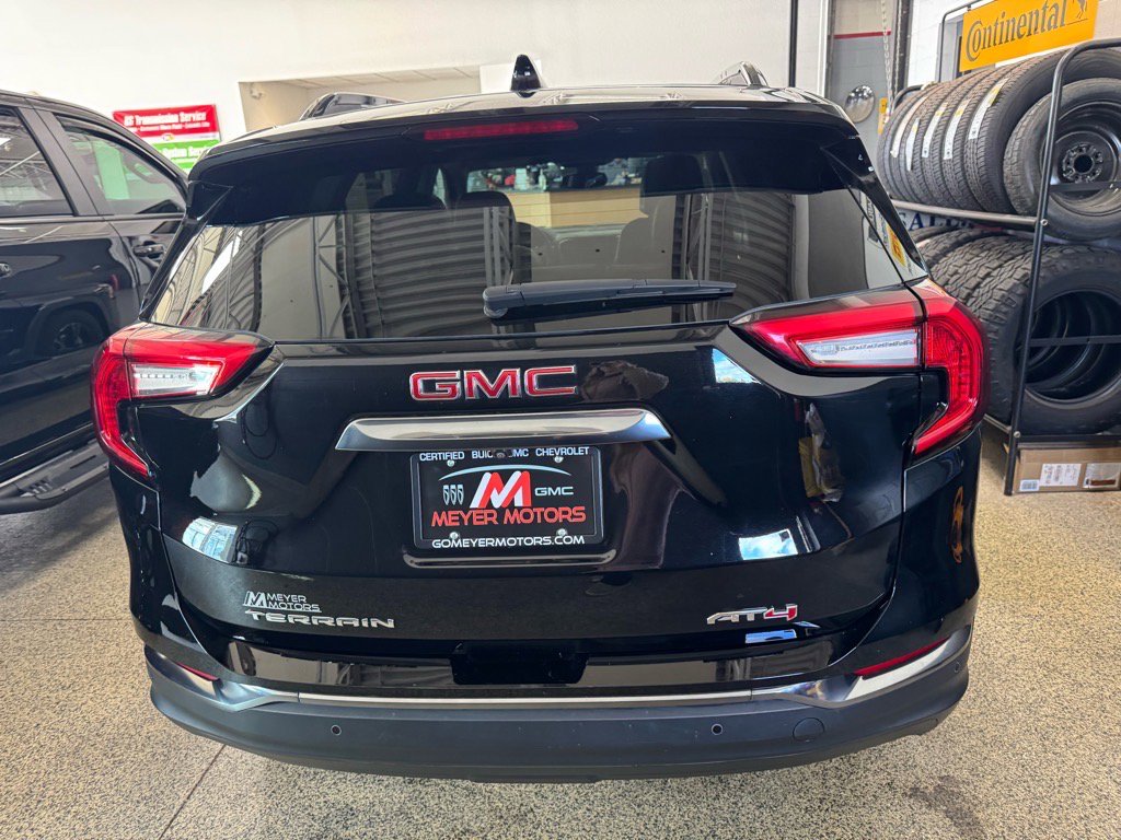 Used 2024 GMC Terrain AT4 w/ Infotainment Package II image 6