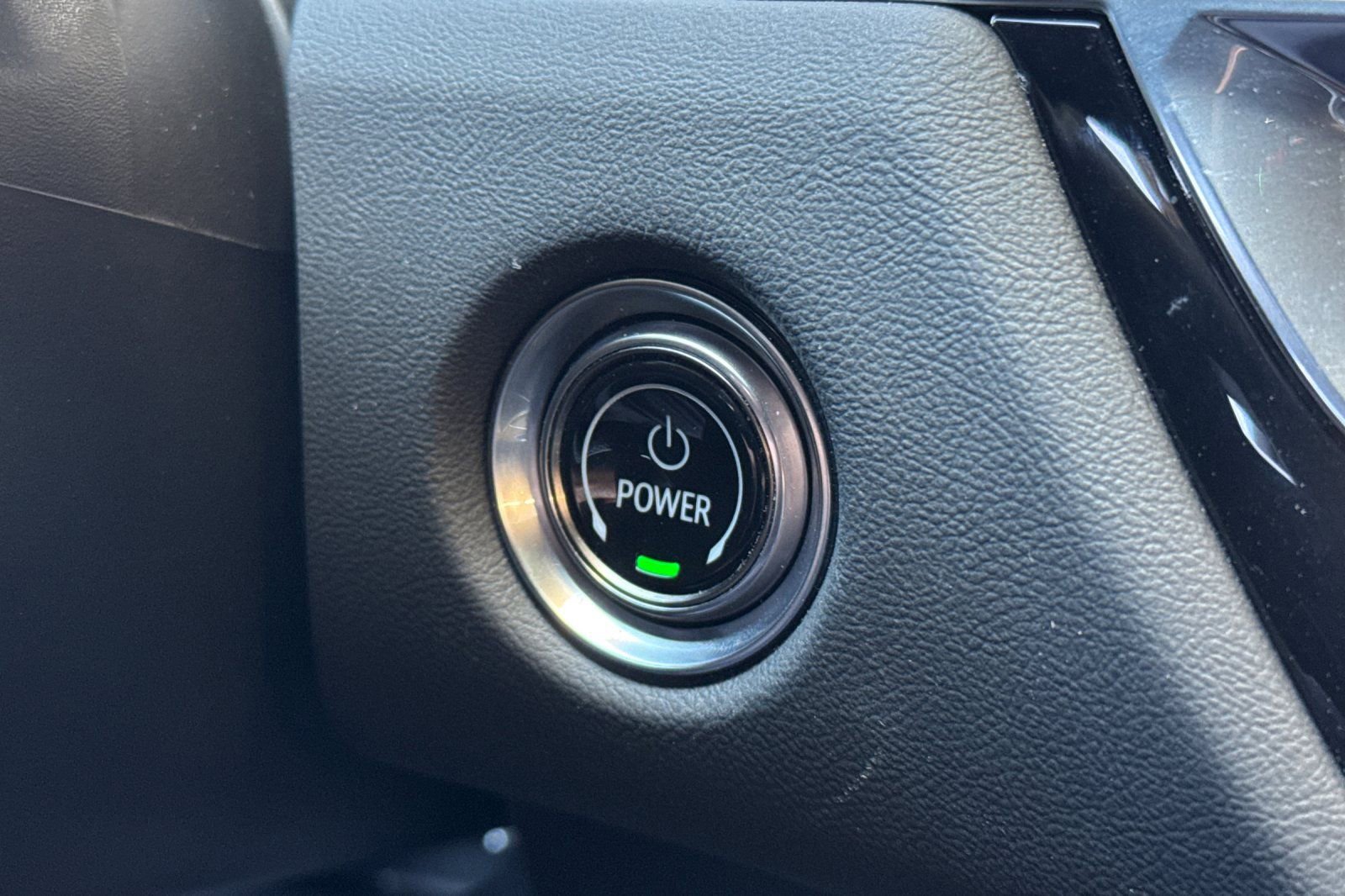 Certified 2024 Cadillac Lyriq Sport image 31