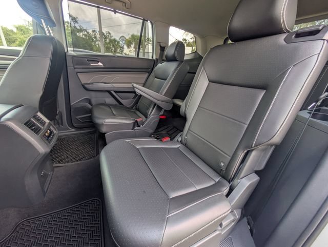 Used 2023 Volkswagen Atlas SE AWD/4WD image 14