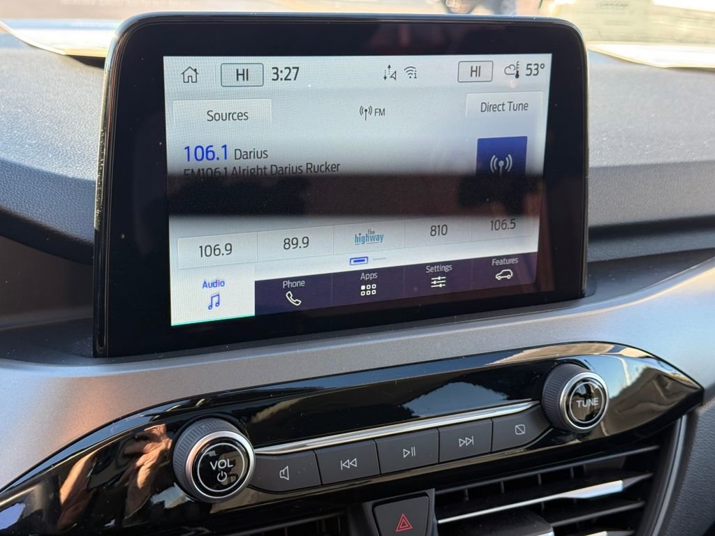 Certified 2025 Ford Escape Active w/ Cold Weather Package image 18