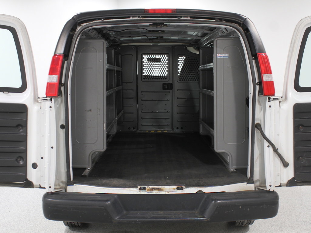 Used 2019 Chevrolet Express 2500 w/ Driver Convenience Package image 16