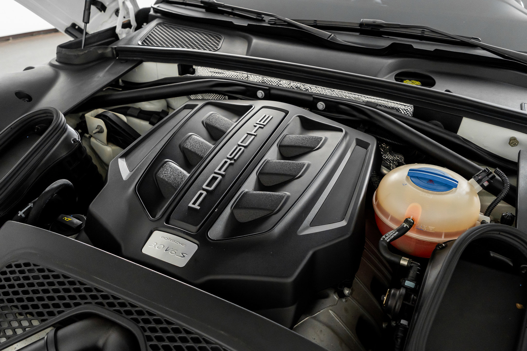 Used 2017 Porsche Macan S image 60