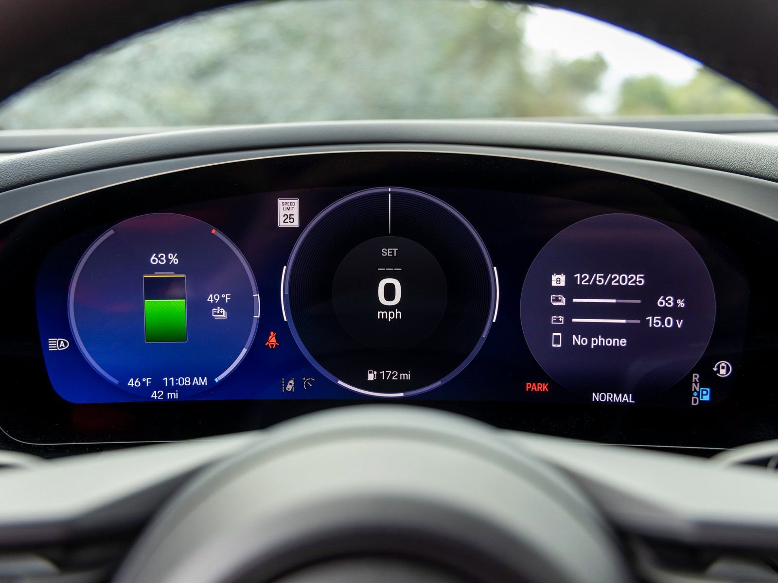 New 2025 Porsche Macan Electric image 32