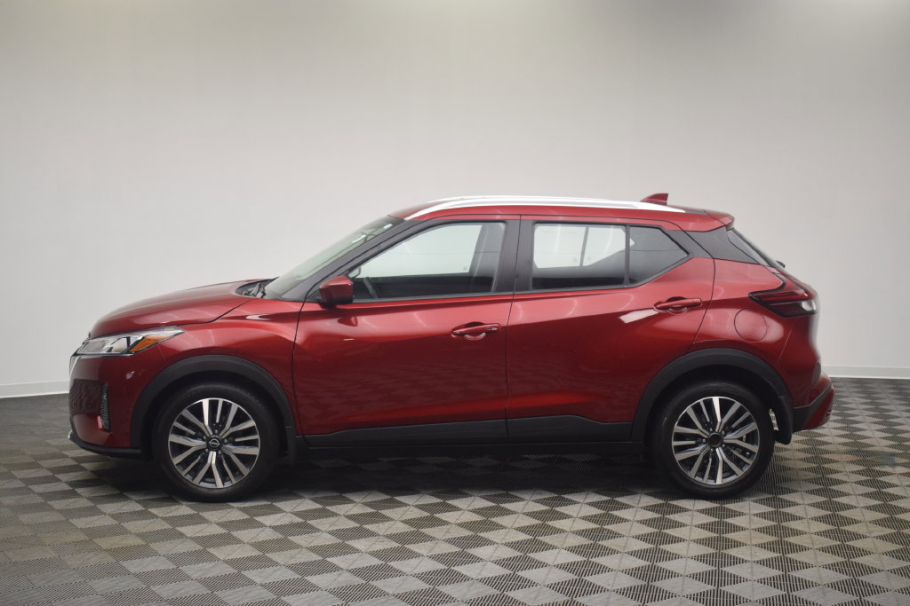 Used 2023 Nissan Kicks SV FWD image 8