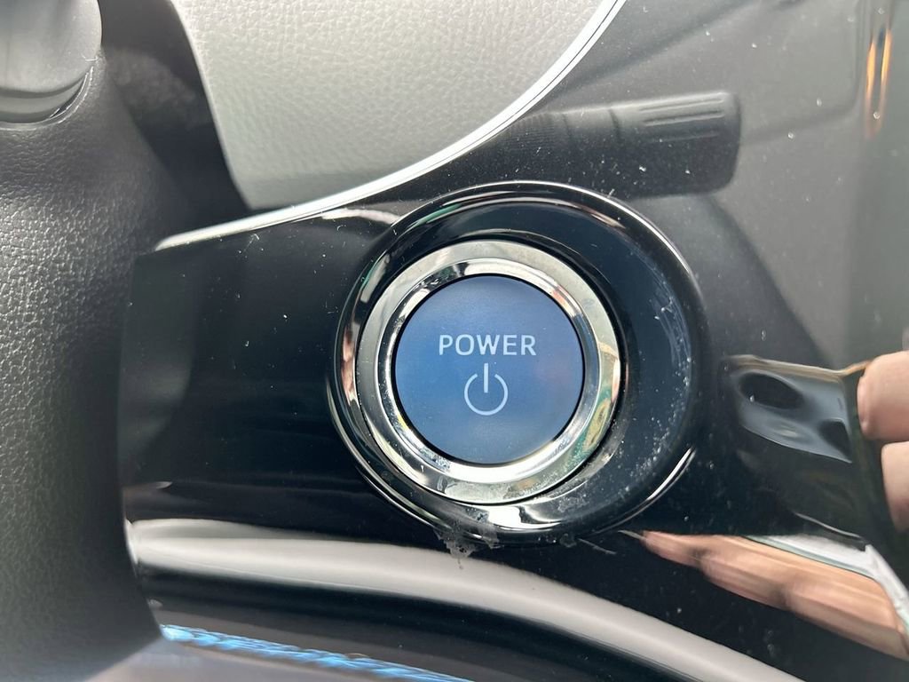 Used 2020 Toyota Prius XLE image 34