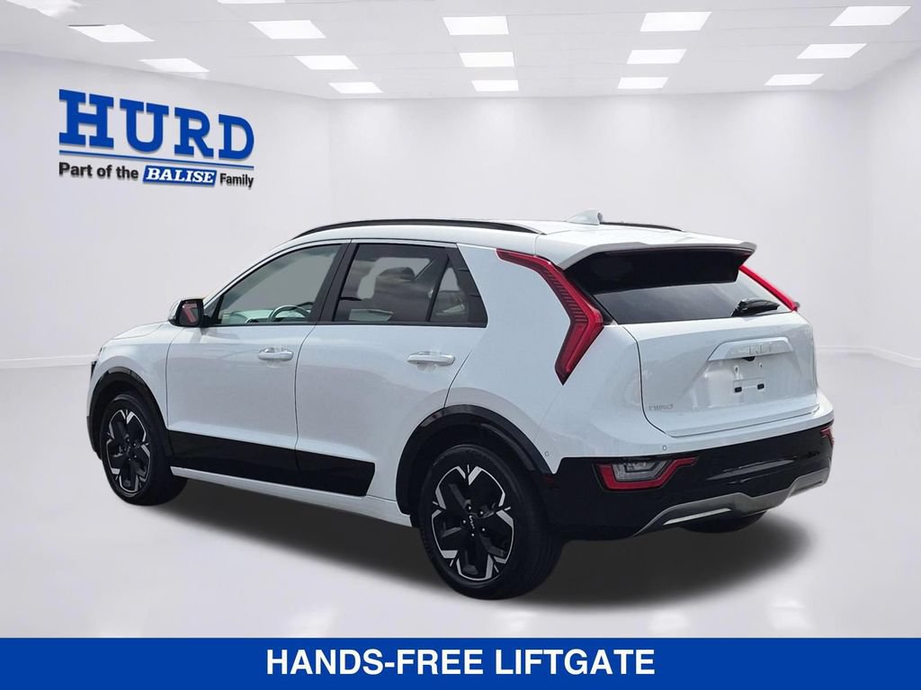 Used 2023 Kia Niro Wave w/ Wave Preserve Package FWD image 6