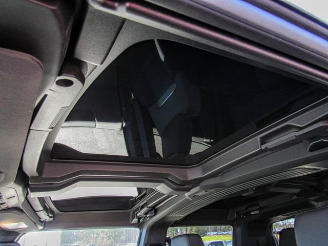 New 2025 GMC Hummer EV 3X w/ Extreme Off-Road Package image 14