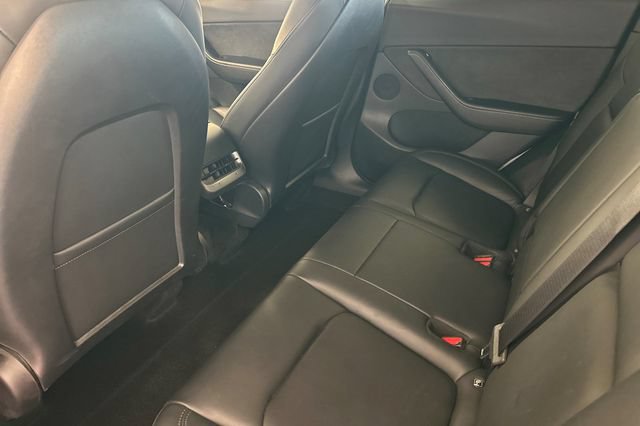 Used 2022 Tesla Model Y Performance AWD/4WD image 14