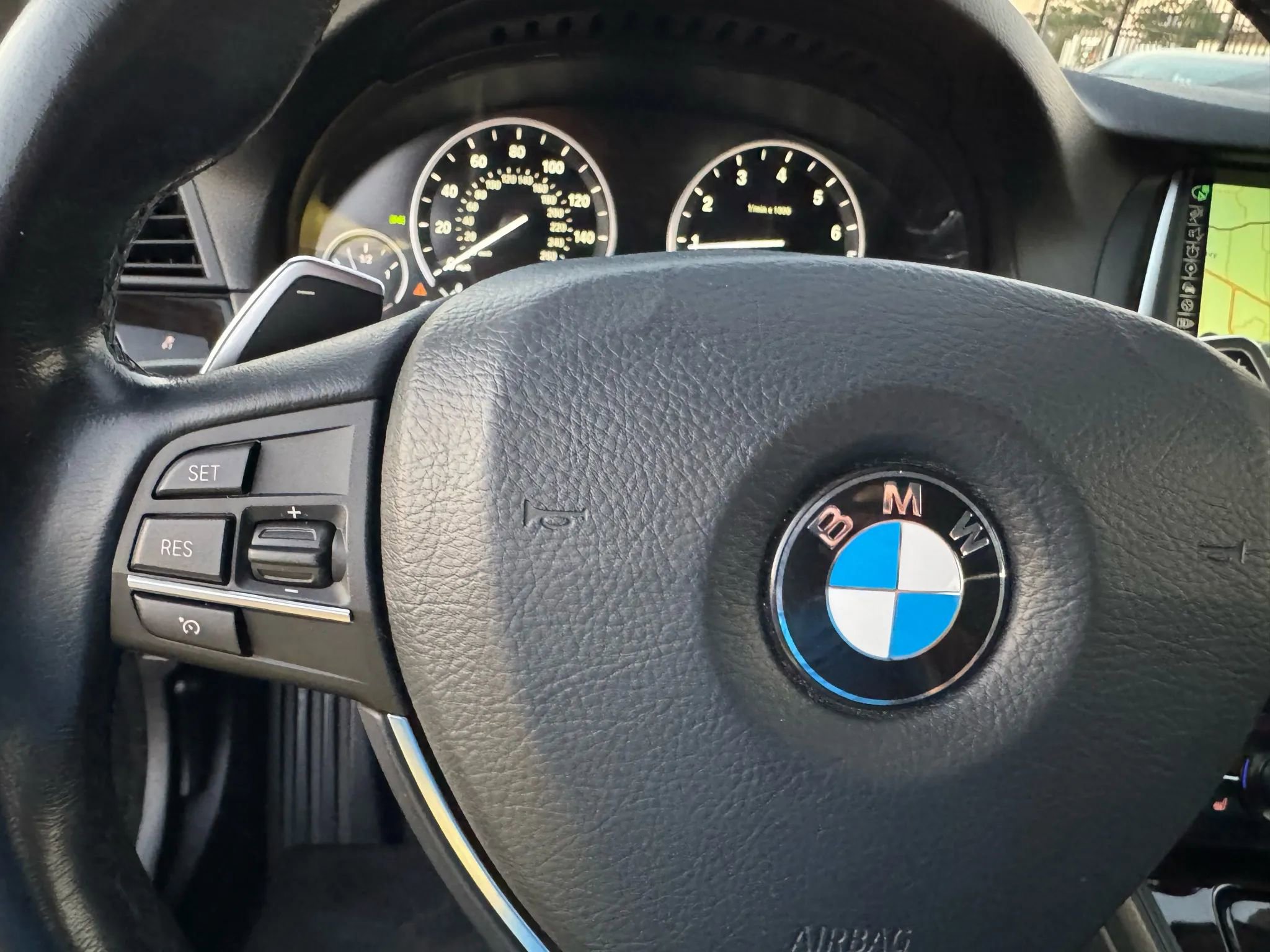 Used 2016 BMW 528i Sedan image 32