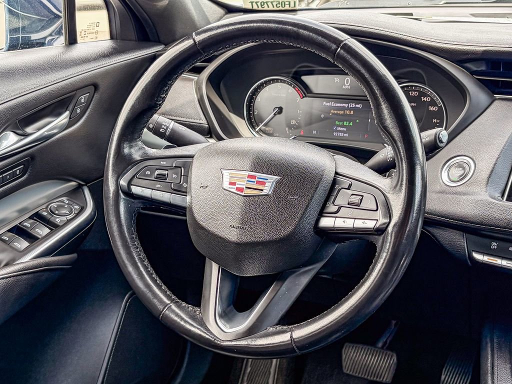 Used 2020 Cadillac XT4 Premium Luxury FWD image 10