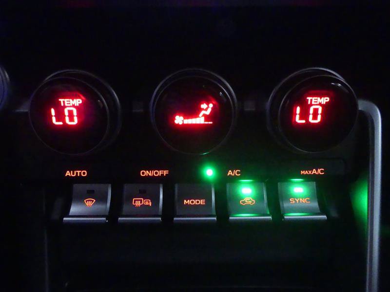 Used 2023 Toyota GR86 w/ ALL Weather Mat Package (TMS) RWD image 13