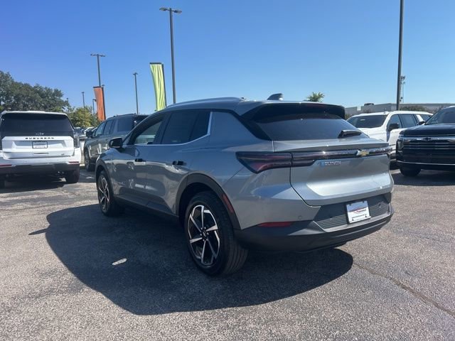New 2026 Chevrolet Equinox EV LT image 5
