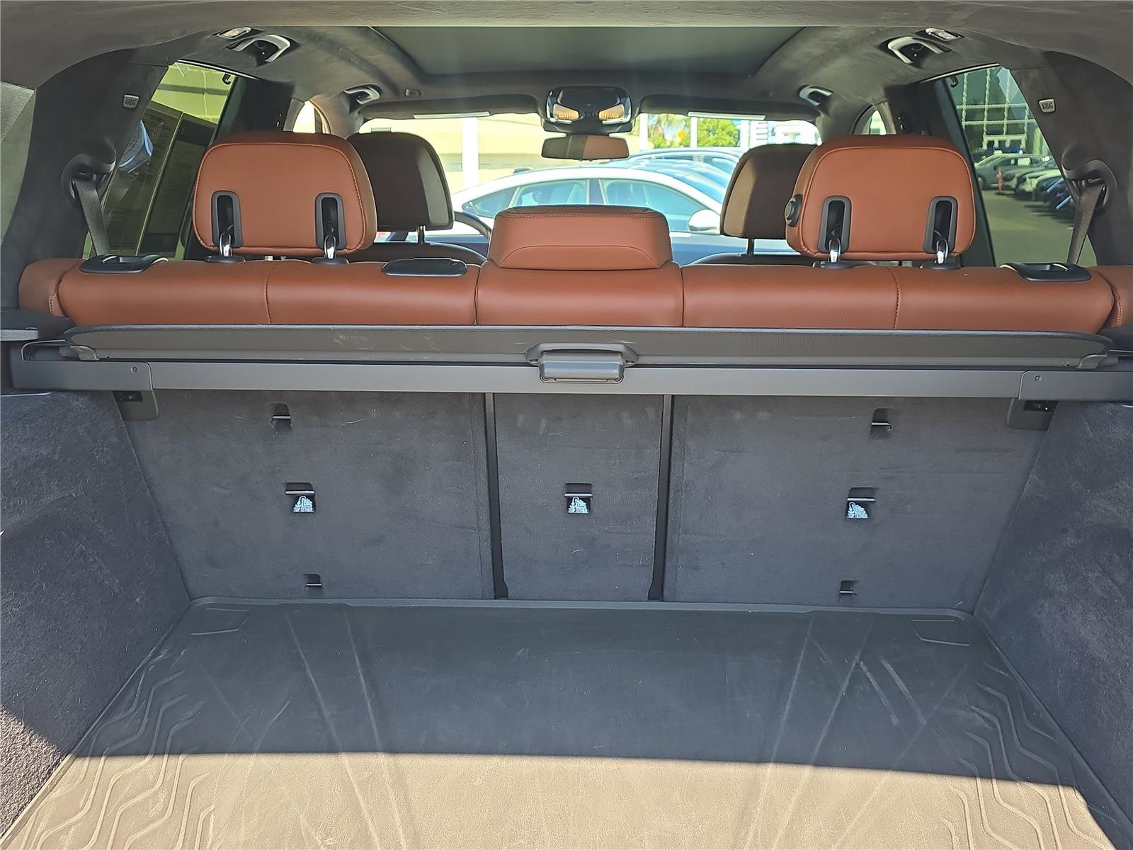 Used 2024 BMW X5 sDrive40i w/ M Sport Package image 9