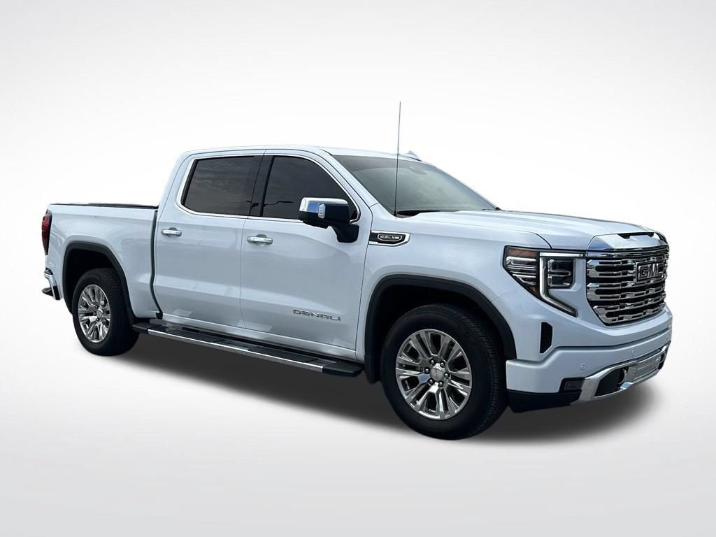 Used 2026 GMC Sierra 1500 Denali w/ Technology Package RWD image 9