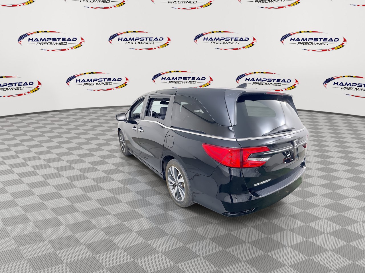Used 2023 Honda Odyssey Touring image 6
