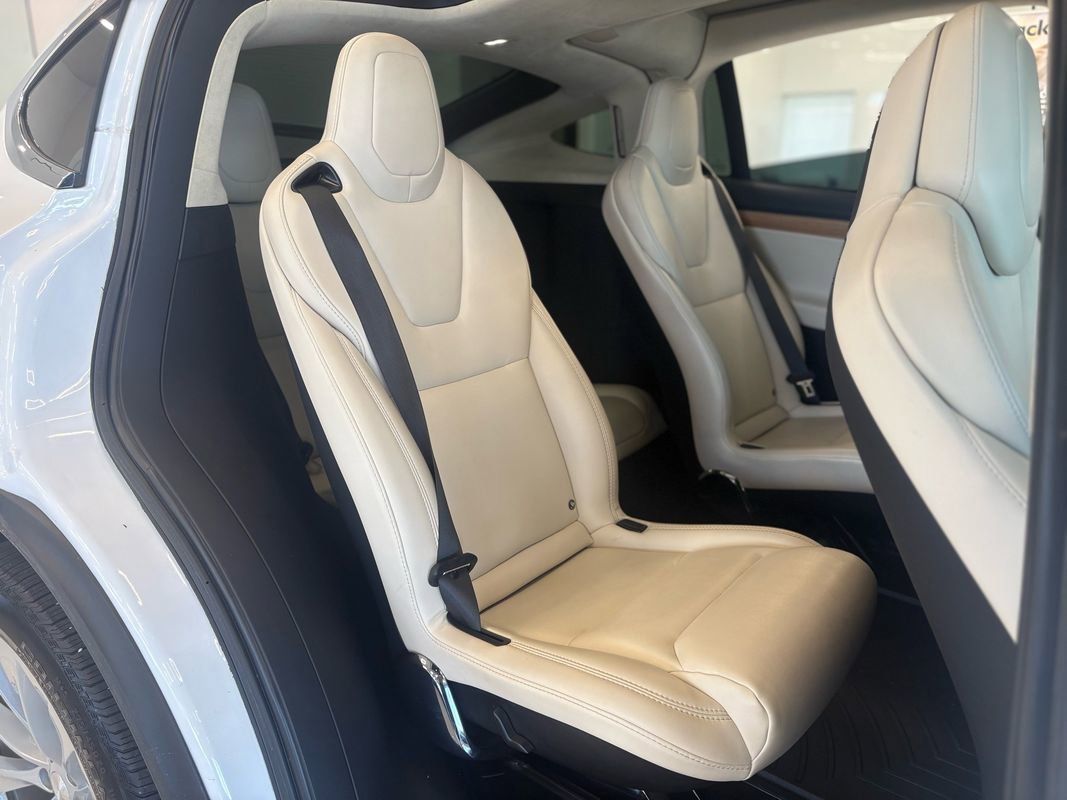Used 2019 Tesla Model X Long Range AWD/4WD image 27