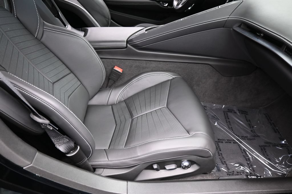 Used 2024 Chevrolet Corvette Stingray Preferred Conv w/ Z51 Performance Package RWD image 38